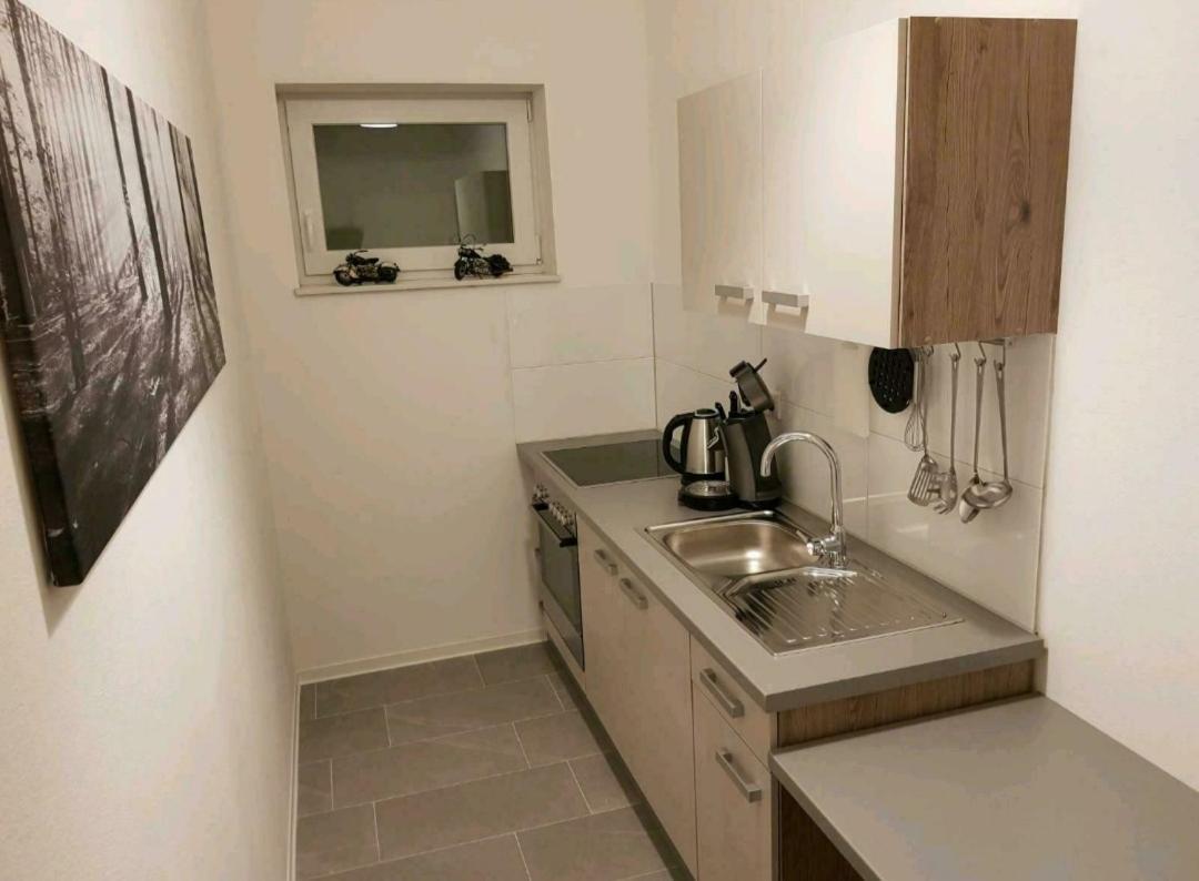 Altenbeken- Ferienwohnung Esterno foto